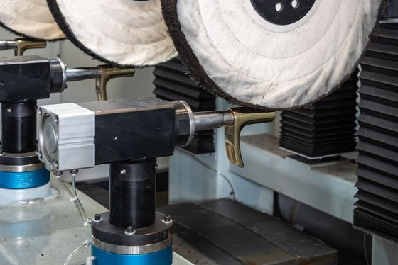 Buy Programmable Buffing Wheel CNC Polishing Machine For Surface Finishing online manufacture