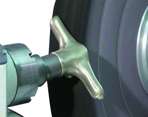 छह स्पिंडल चार स्टेशन नियंत्रण के साथ स्वचालित नल पॉलिशिंग और बफ़िंग मशीन